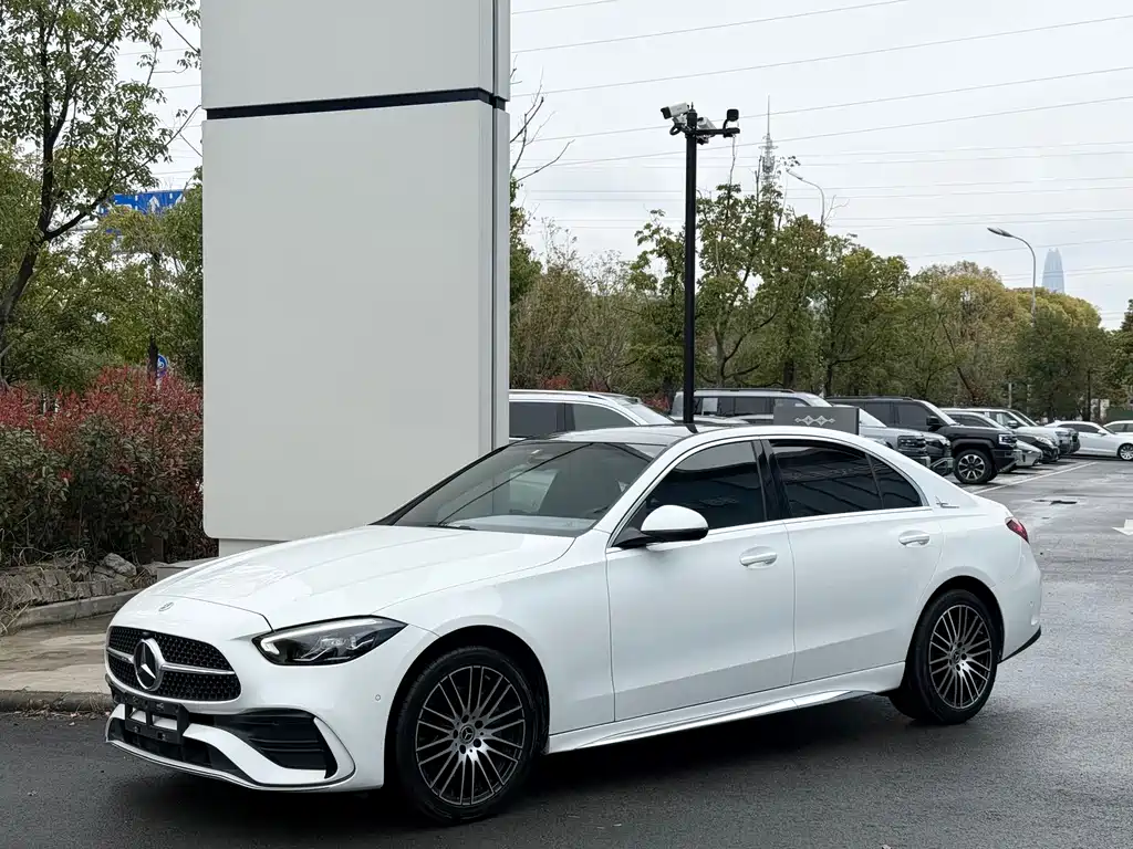 Mercedes-Benz C-Class 2023