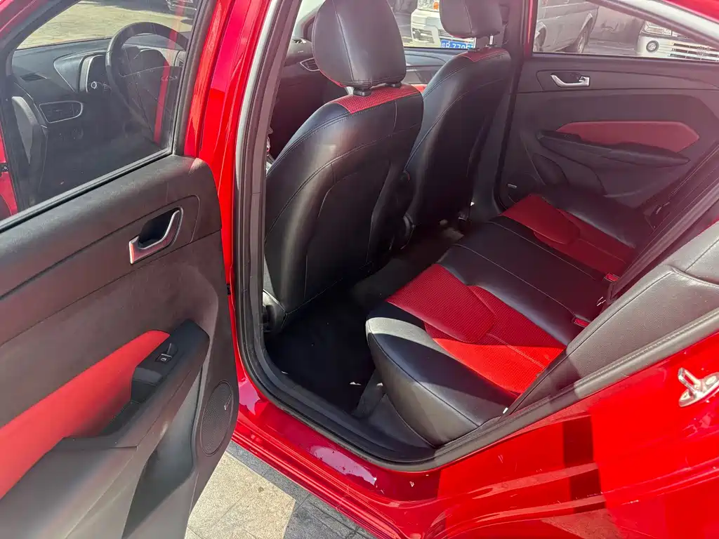 Chery Arrizo 5 — миниатюра 8