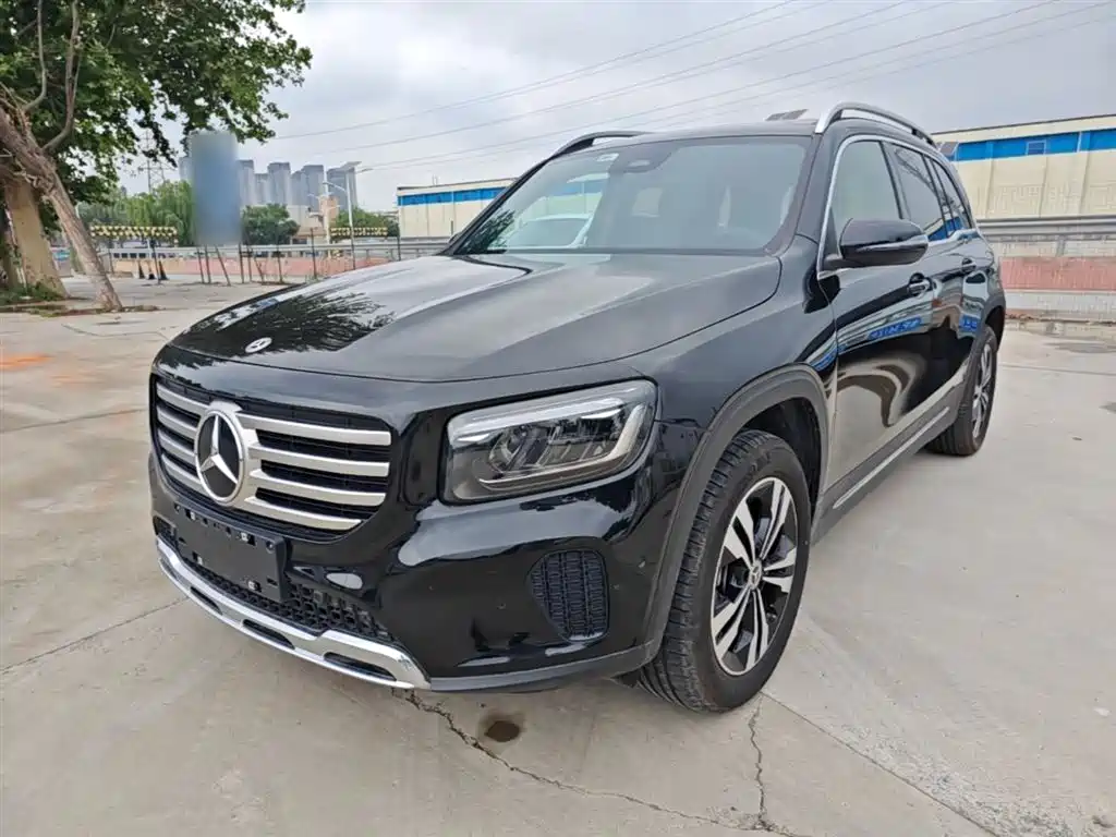 Mercedes-Benz GLB 2024