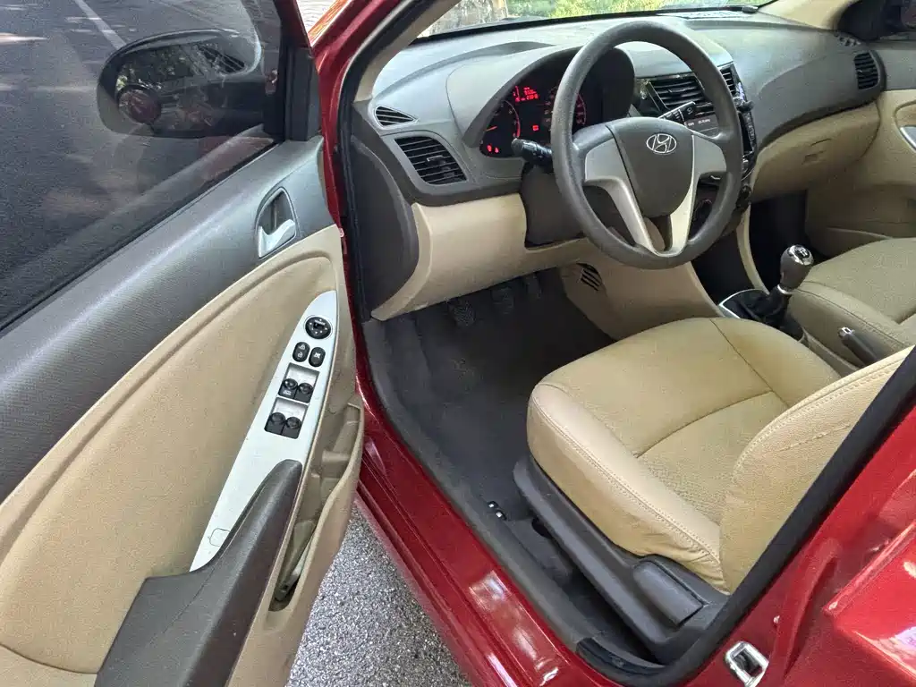 Hyundai Verna — миниатюра 15