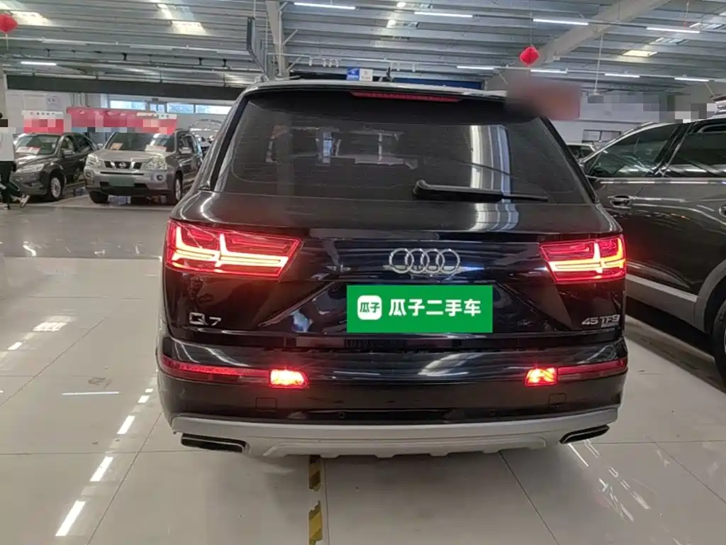 Audi Q7 — миниатюра 6