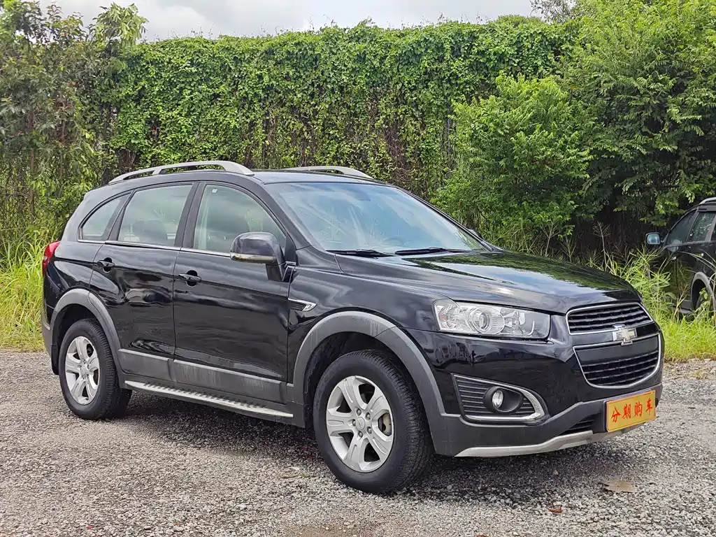 Chevrolet Captiva — миниатюра 3