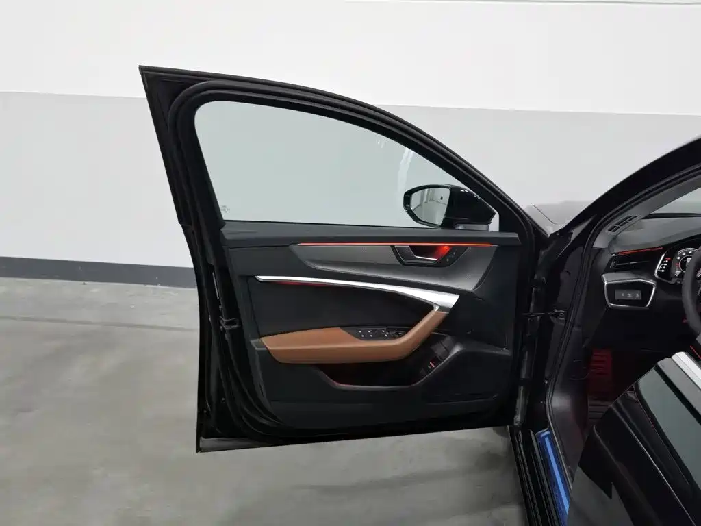Audi A6L — миниатюра 8