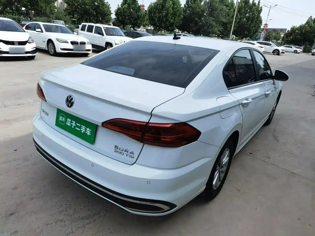 Volkswagen Bora 2023 200TSI DSG