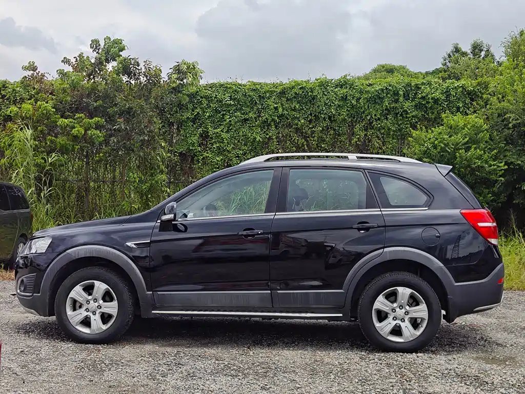Chevrolet Captiva — миниатюра 6