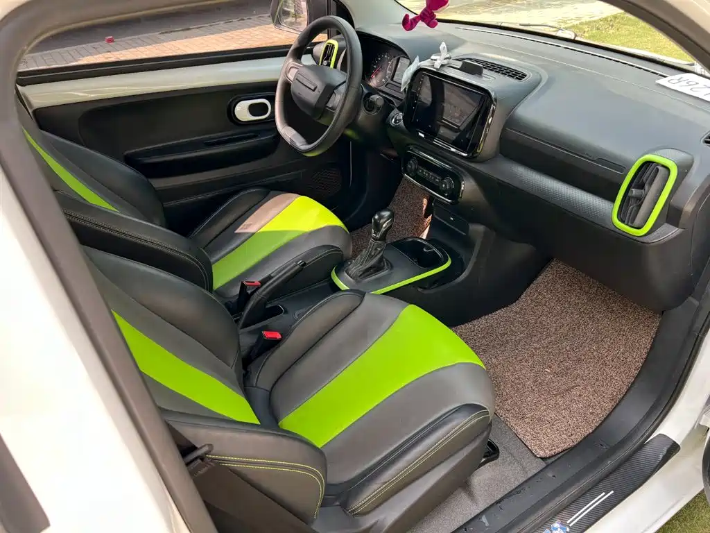 Roewe Clever — миниатюра 12
