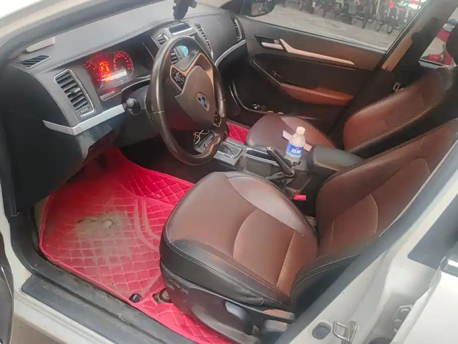 Geely Vision — миниатюра 9