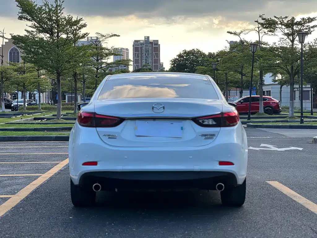 Mazda Atenza — миниатюра 5