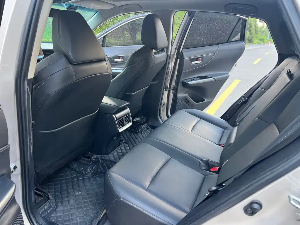 Toyota Venza — миниатюра 11
