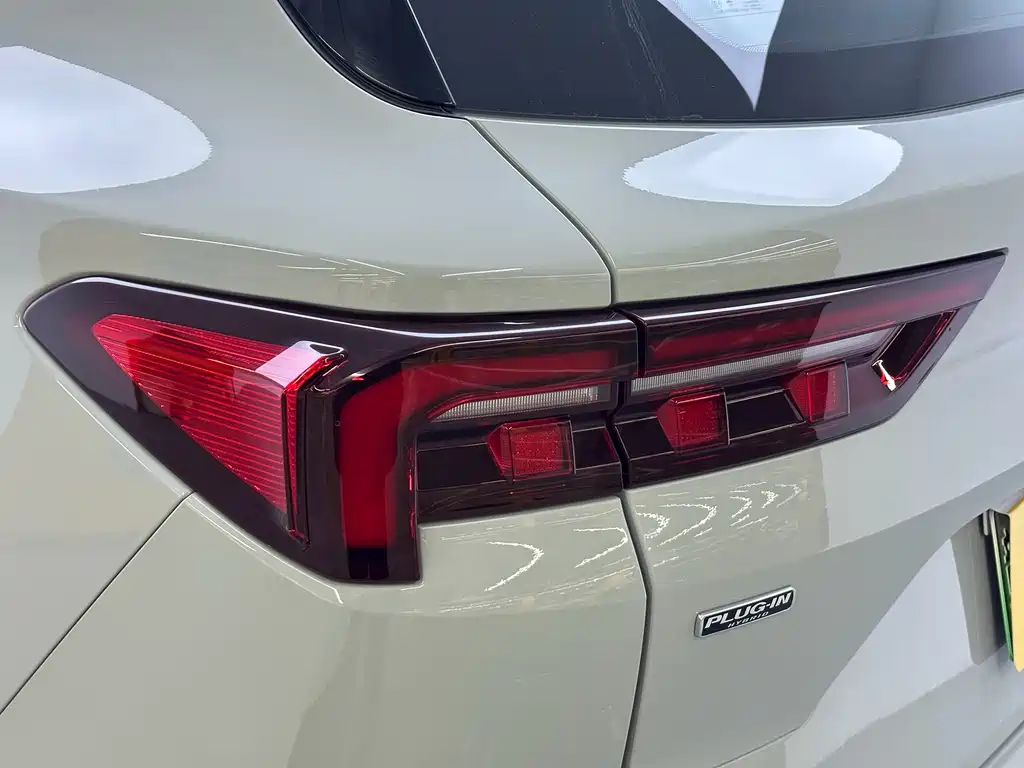 Ford Equator Sport — миниатюра 14