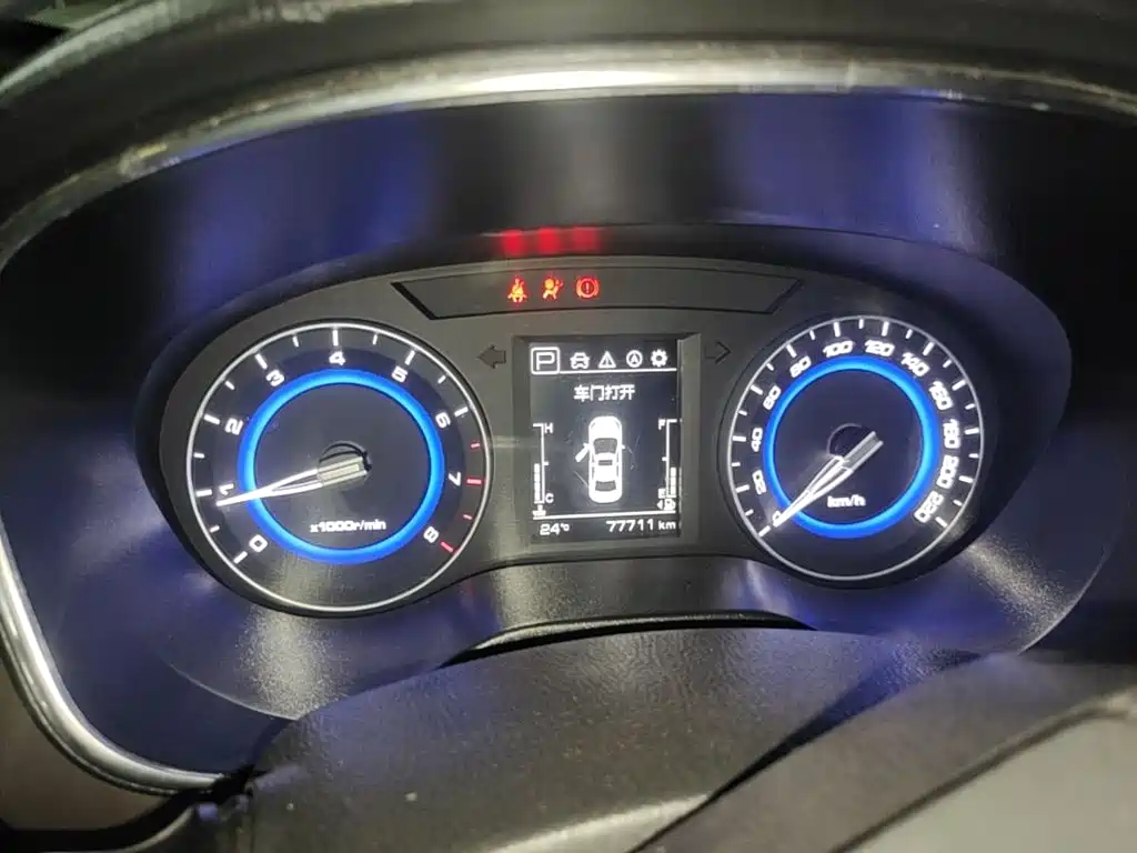 Changan Eado DT — миниатюра 8
