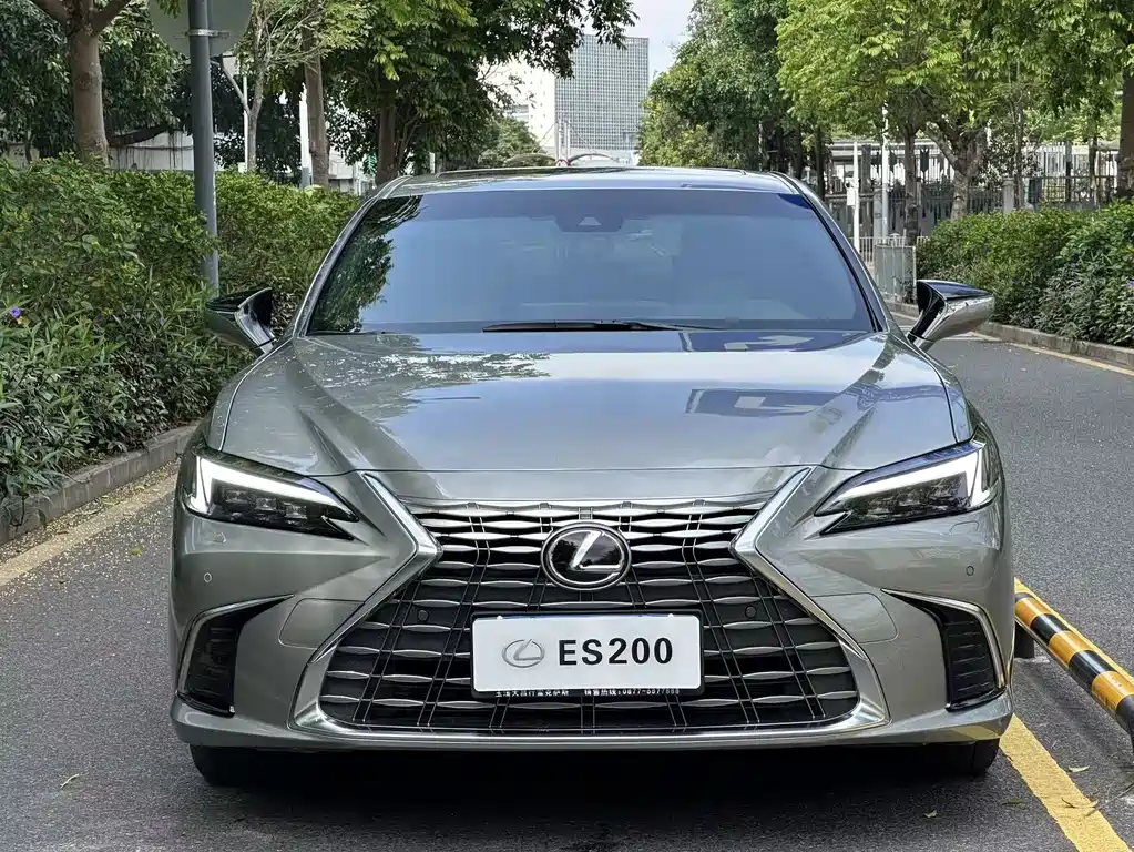 Lexus ES 2025 200 Premium