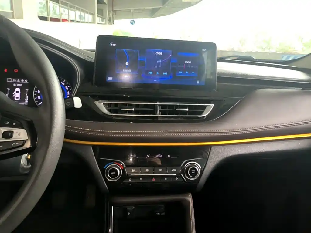 Changan Eado DT — миниатюра 13