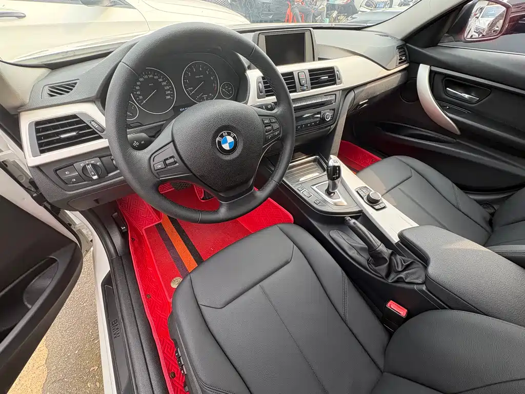 BMW 3 Series — миниатюра 6