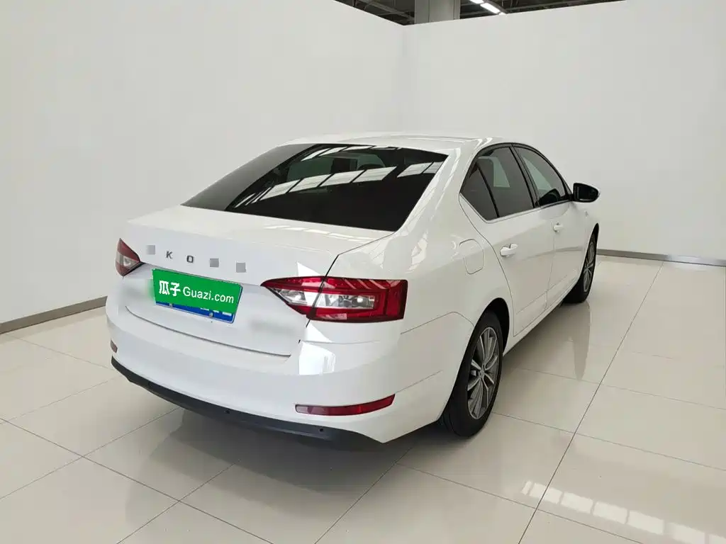 Skoda Octavia — миниатюра 6