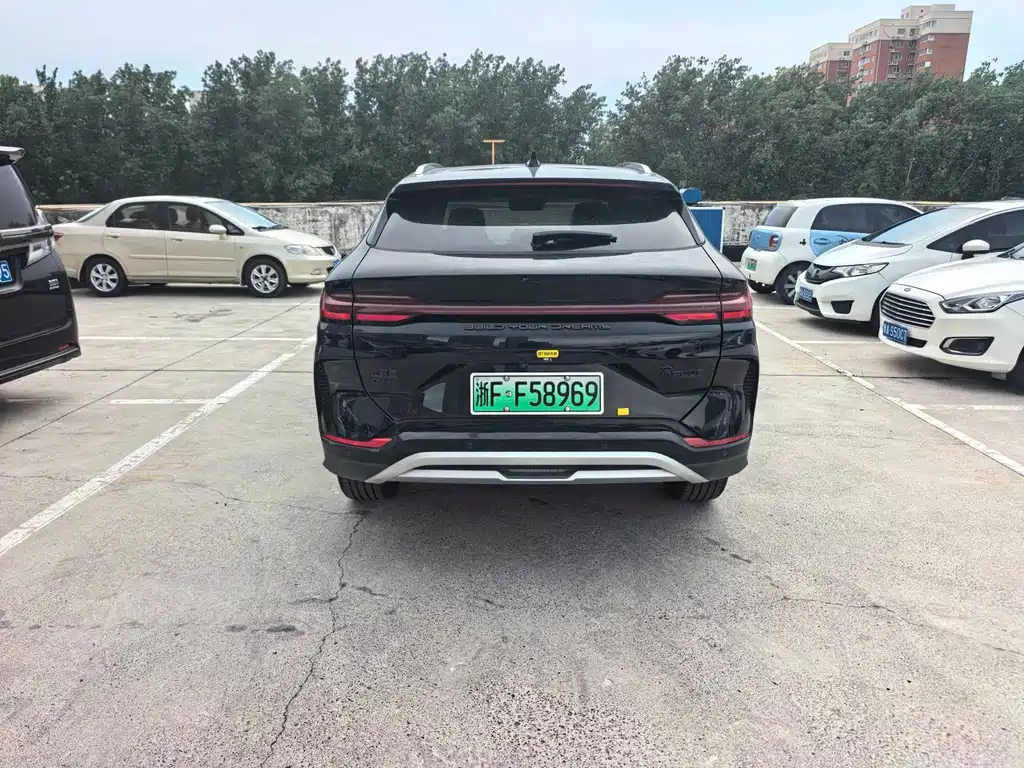 BYD PLUS New Energy — миниатюра 3