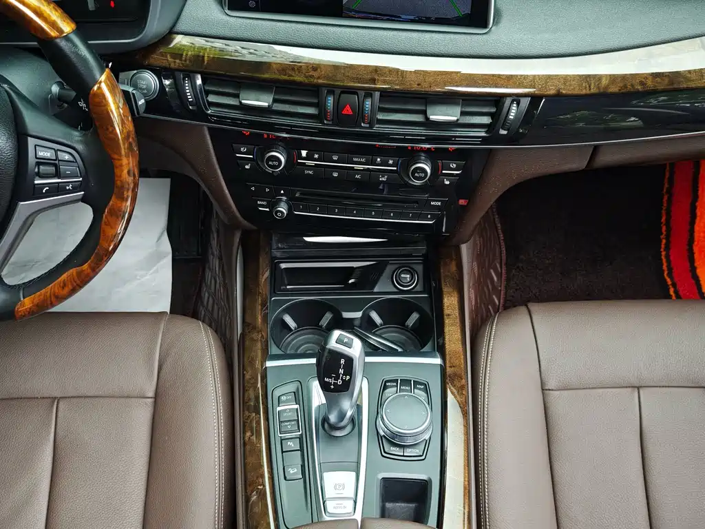 BMW X5 (Import) — миниатюра 12