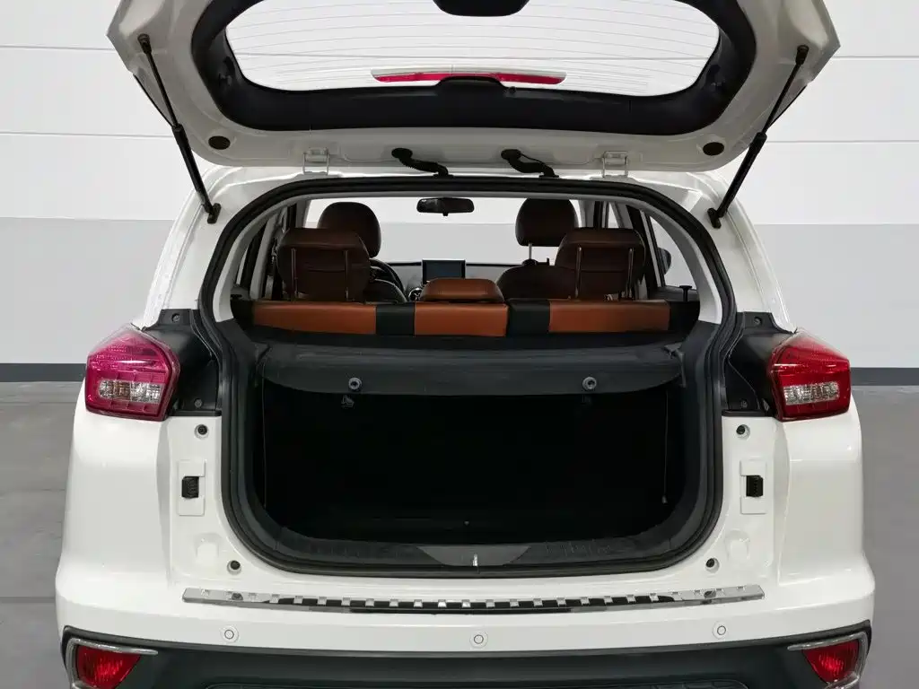 BAIC Senova X35 — миниатюра 16