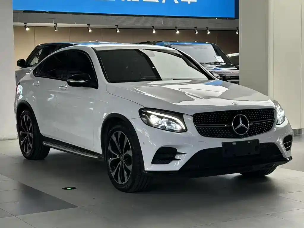Mercedes-Benz GLC 2019 GLC 260 4MATIC SUV