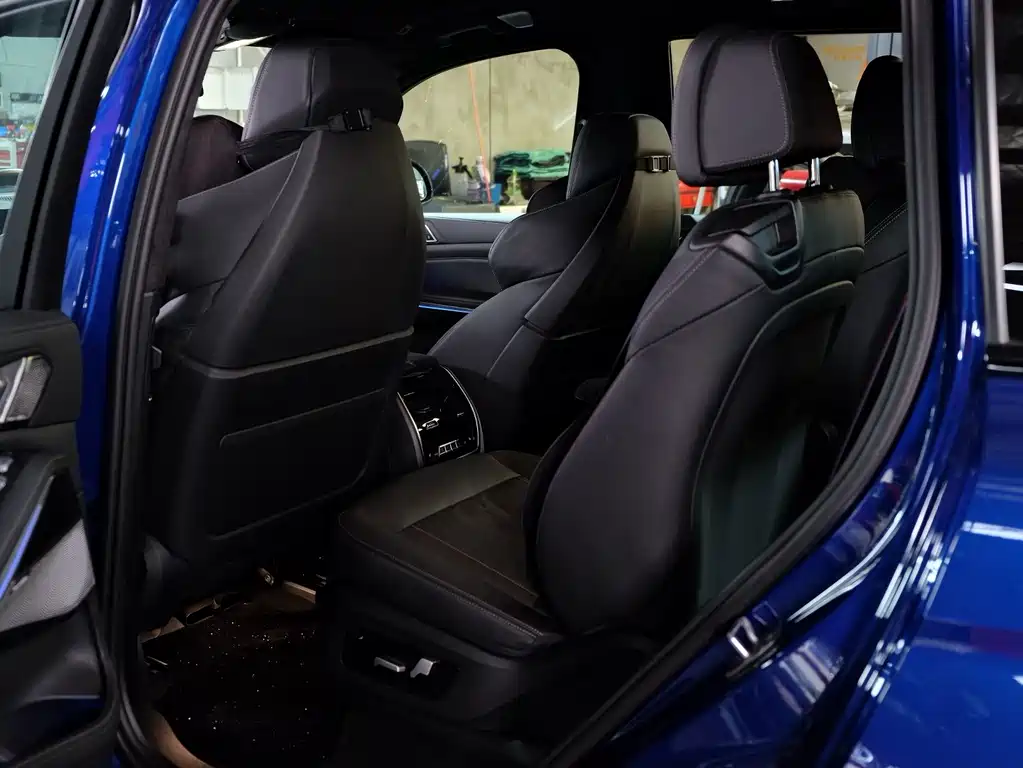 BMW X7 M60i 2023 xDrive M60i