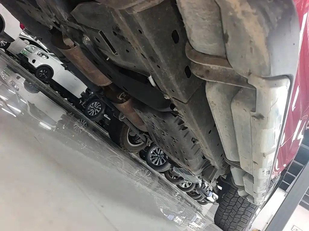 Ford Everest — миниатюра 22