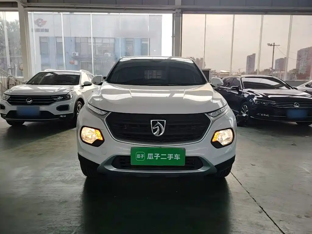 Baojun 510 2021 1.5L CVT