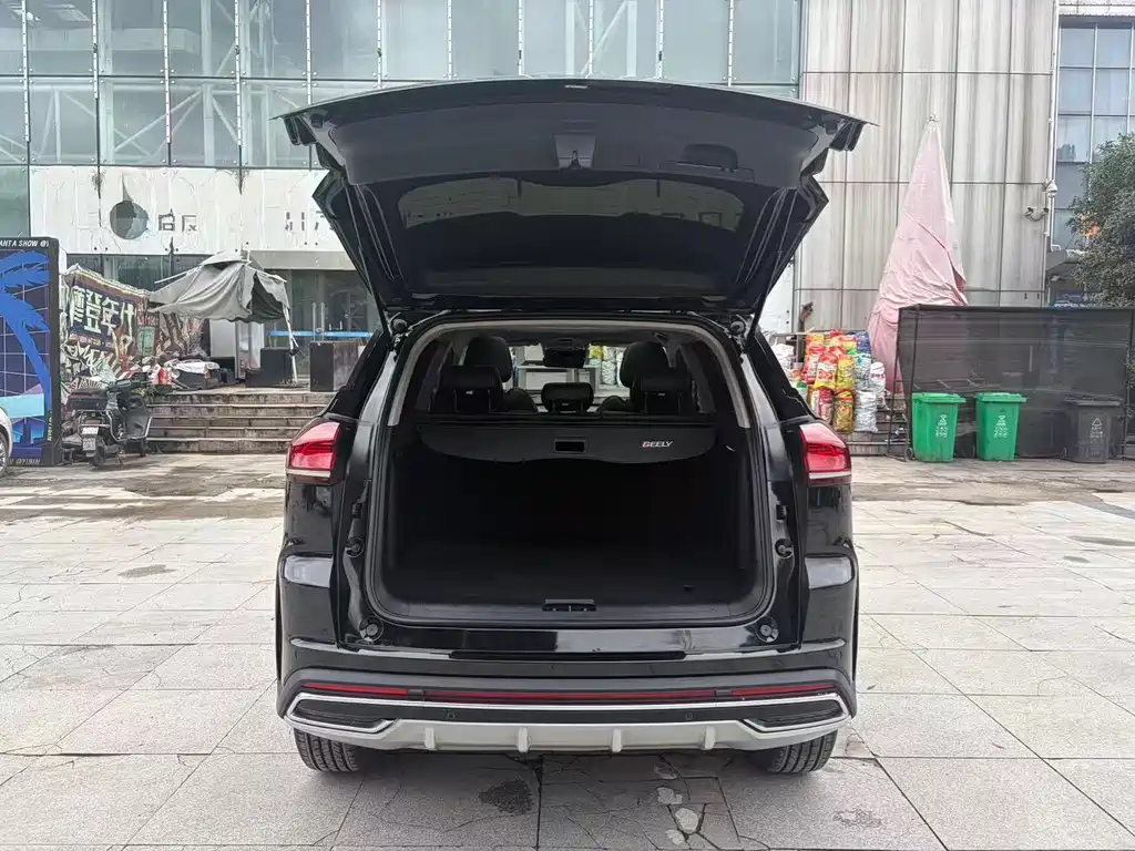 Geely Boyue — миниатюра 13