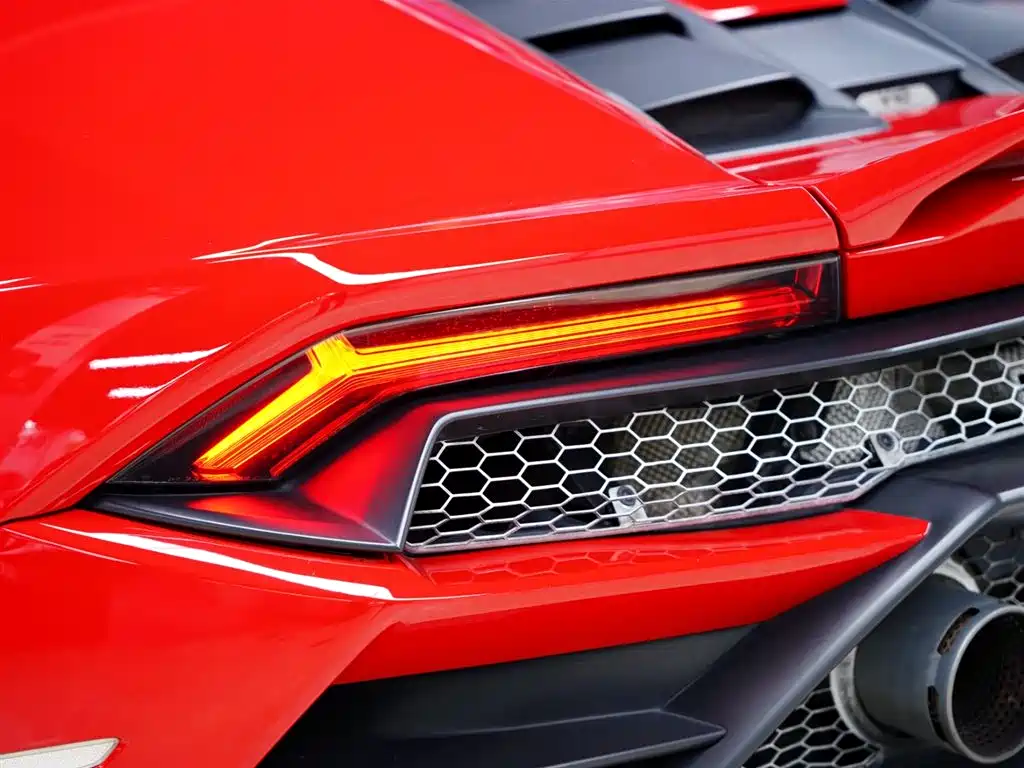 LAMBORGHINI HURACÁN