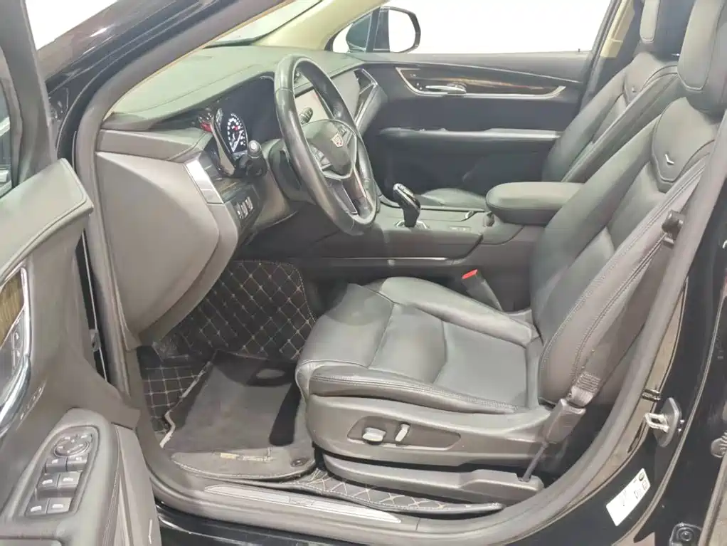 Cadillac XT5 — миниатюра 10