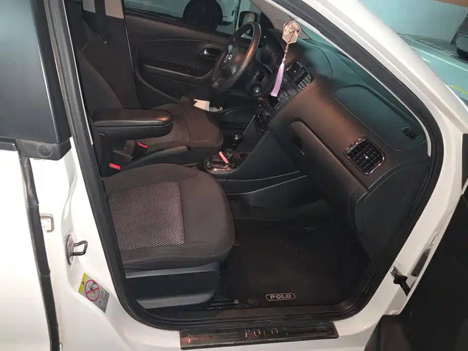 Volkswagen Polo — миниатюра 8