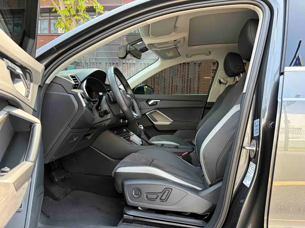 Audi Q3 — миниатюра 6