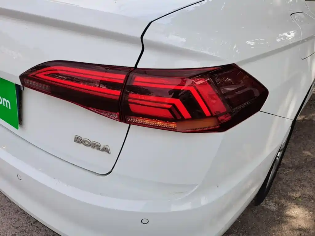 Volkswagen Bora 2020 1.5L AT Comfort