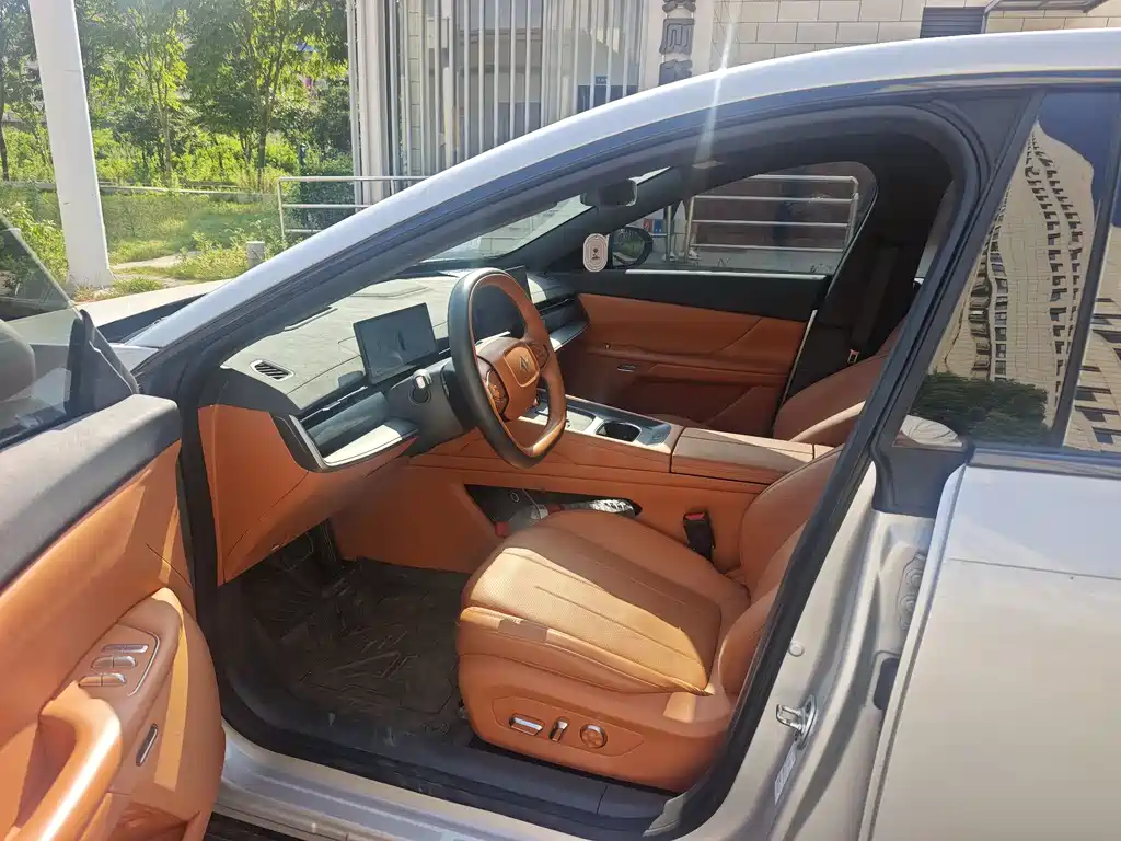 Dongfeng eπ007 2025 565 Max