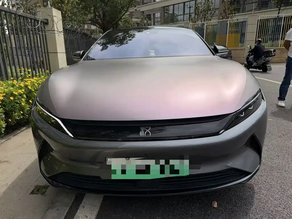 BYD Han — миниатюра 2