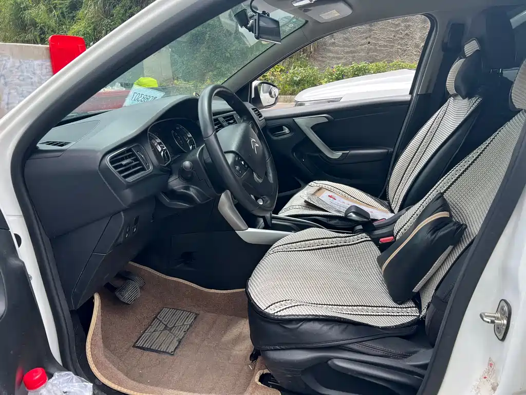 Citroen C3-XR — миниатюра 4