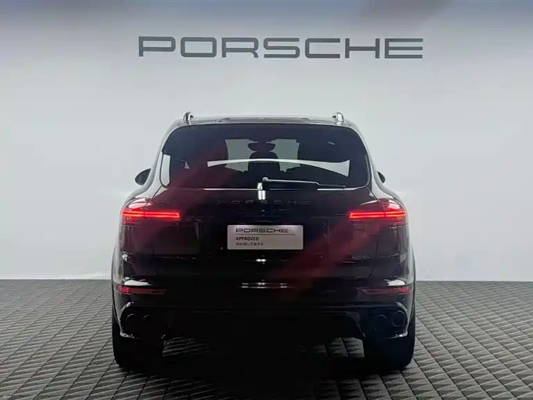 Porsche Cayenne — миниатюра 5