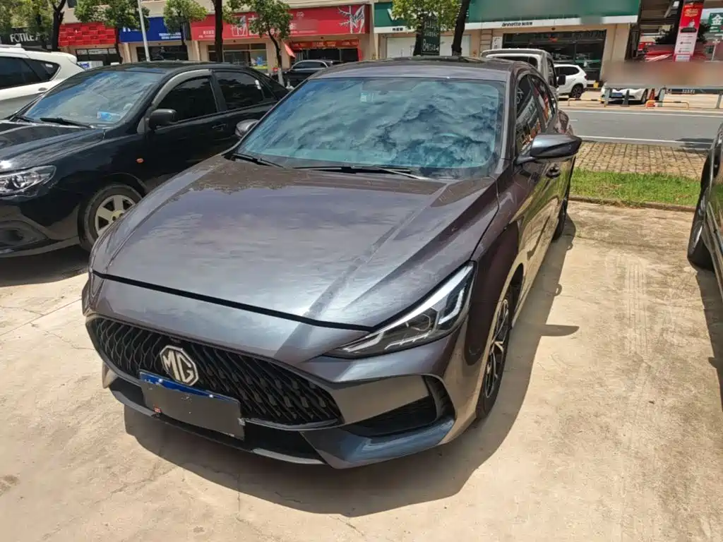 MG 5 2023 180DVVT CVT Luxury