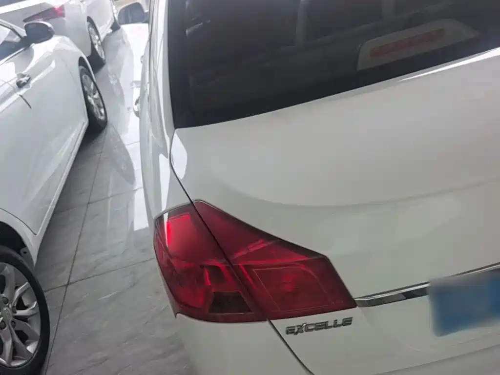 Buick Excelle 2013 1.5L MT Premium