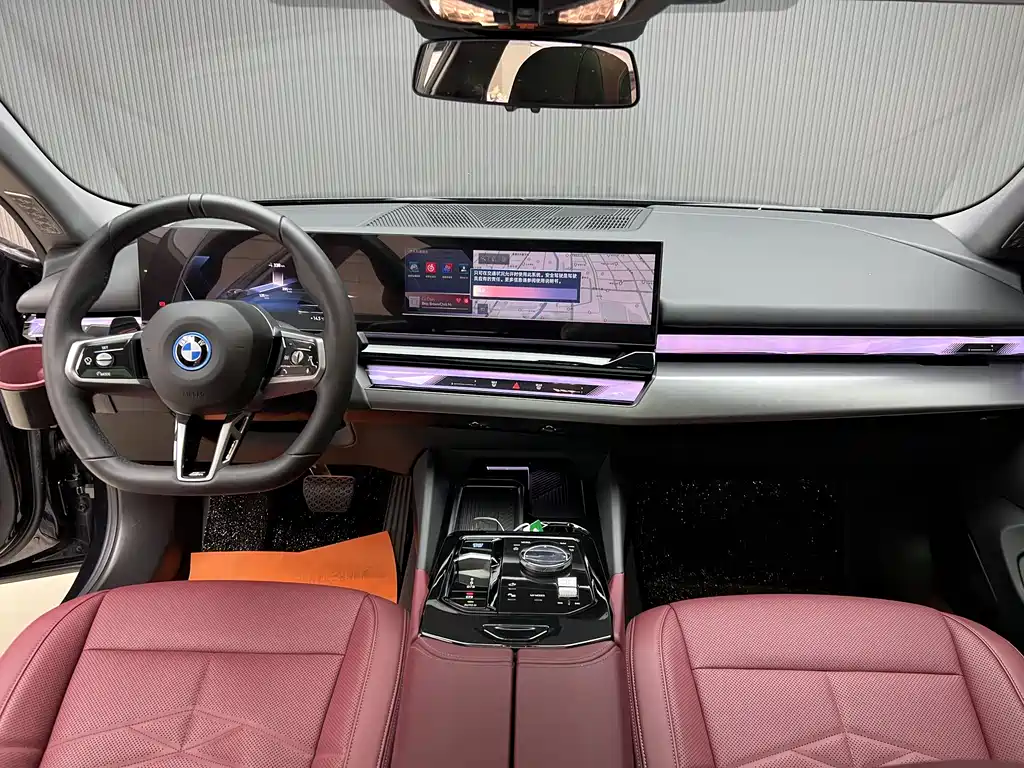 BMW i5 2025 eDrive 40L M Sport