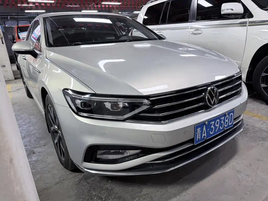 Volkswagen Magotan 2021 330TSI DSG 30
