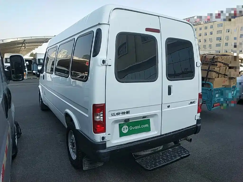 JMC Tesla — миниатюра 5