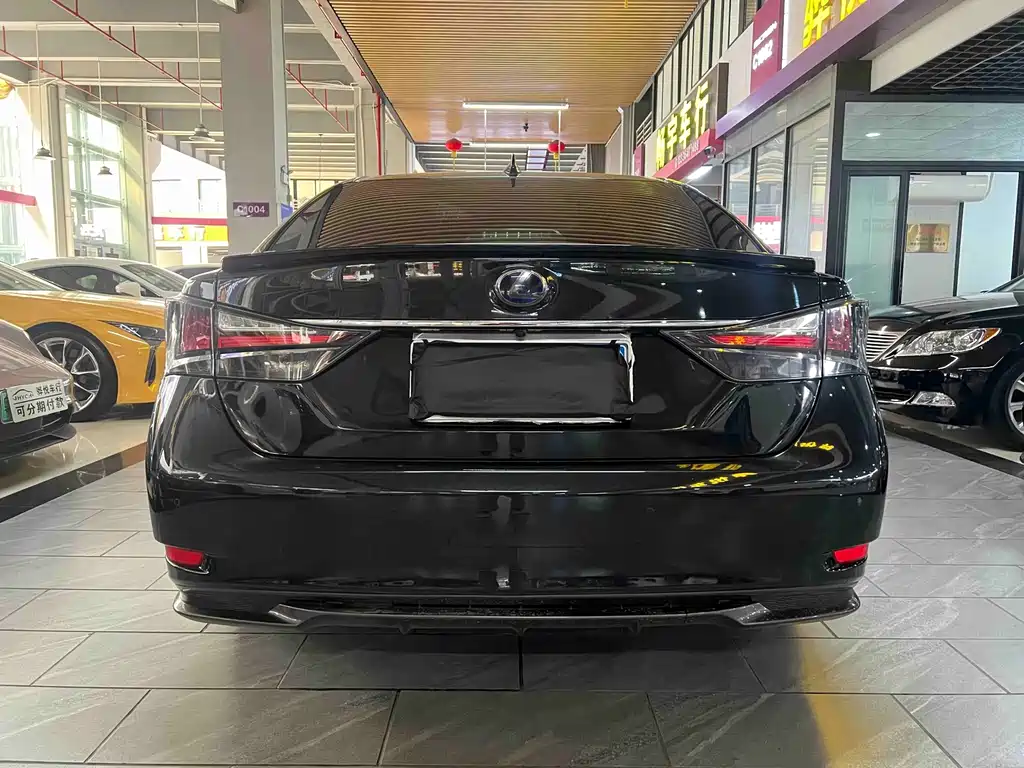 Lexus GS — миниатюра 3