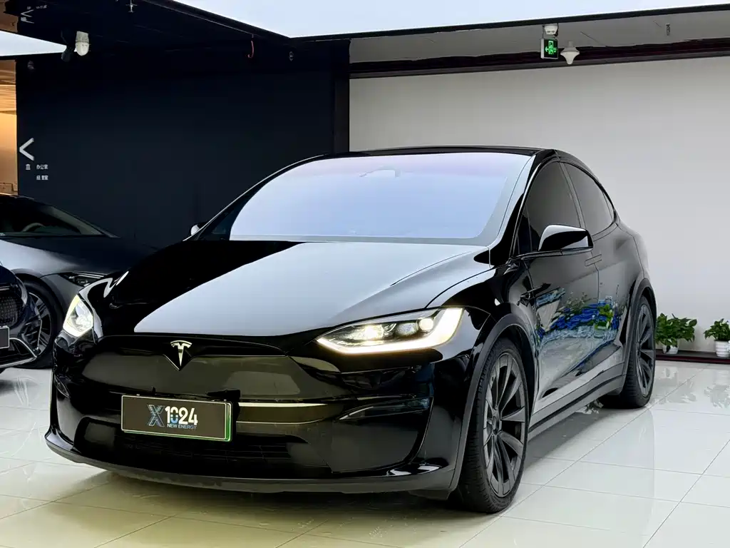 Tesla Model X 2023