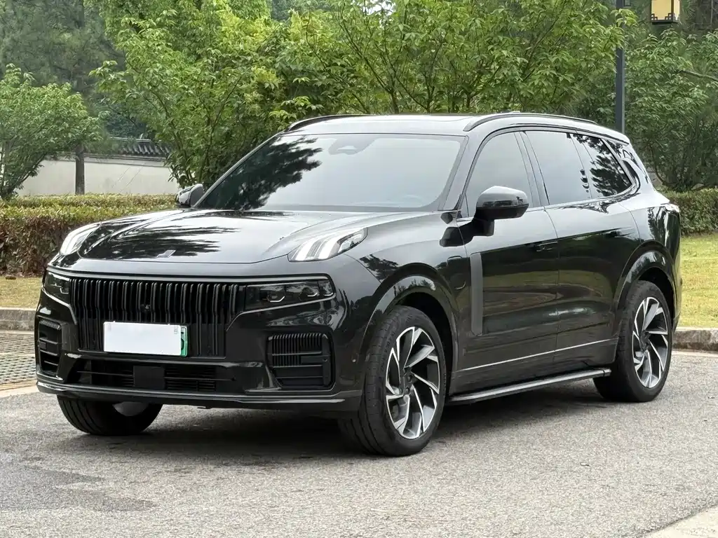 Lynk & Co 09 EM-P 2022