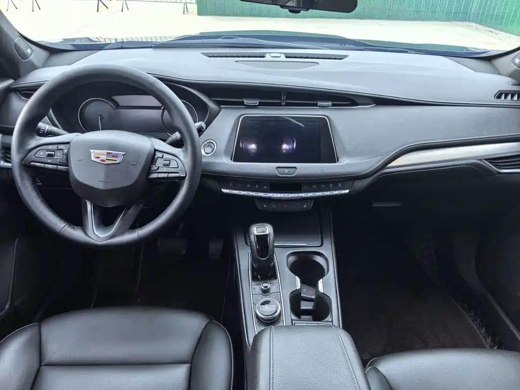 Cadillac XT4 2018 28T Lead