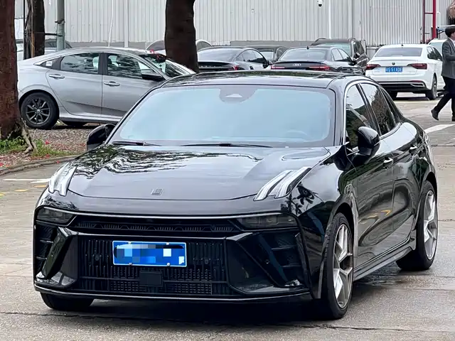 2024 Lynk & Co 03