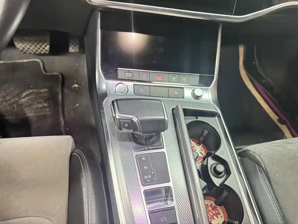Audi A6L — миниатюра 9