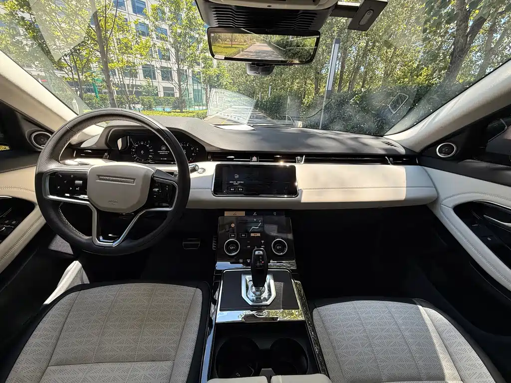 Land Rover Evoque — миниатюра 8