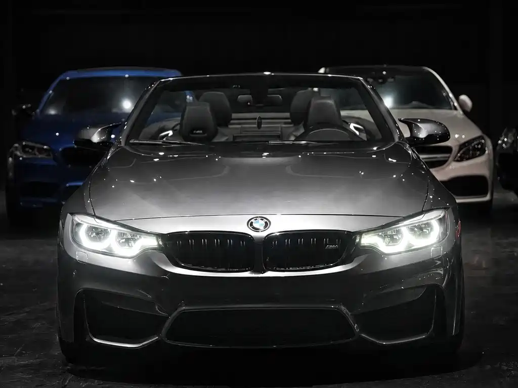 BMW M4 — миниатюра 3