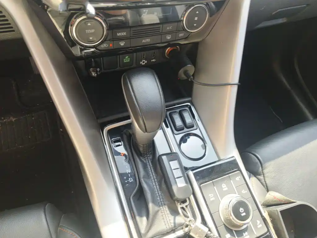 Mitsubishi Eclipse Cross — миниатюра 15